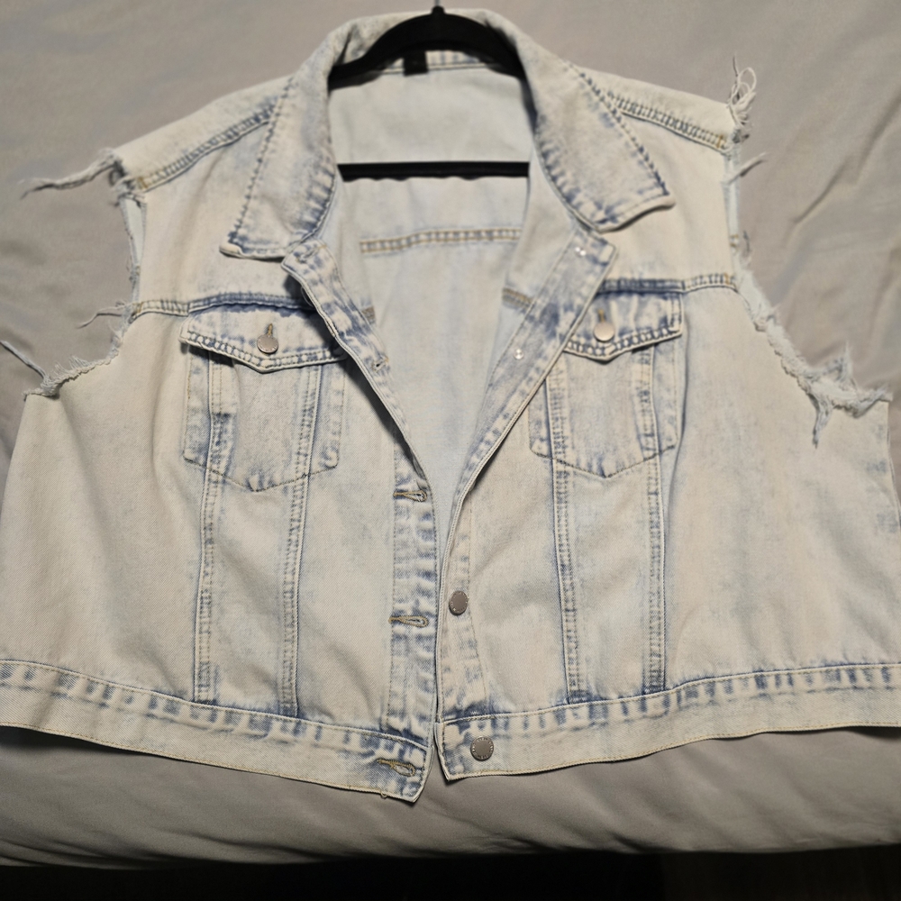 SHEIN Light Blue Denim Vest